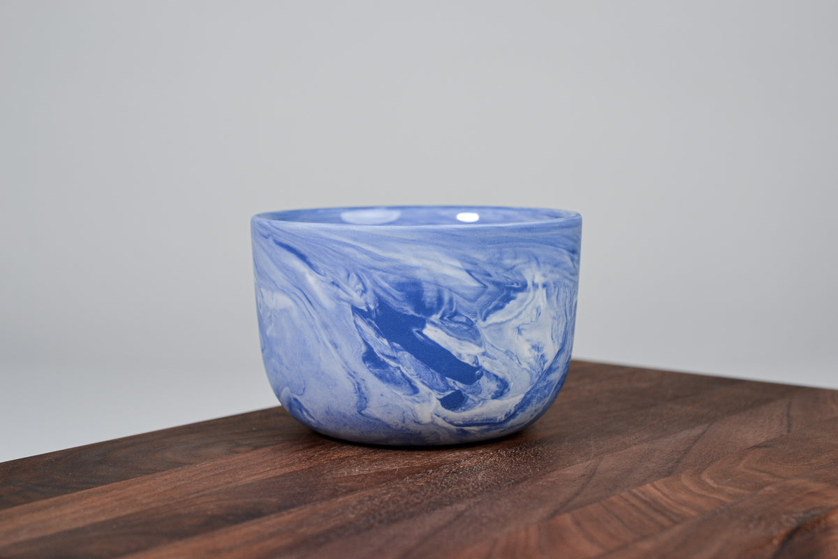 Kávový hrnek z porcelánu - Flow - 280 ml - modrý porcelán