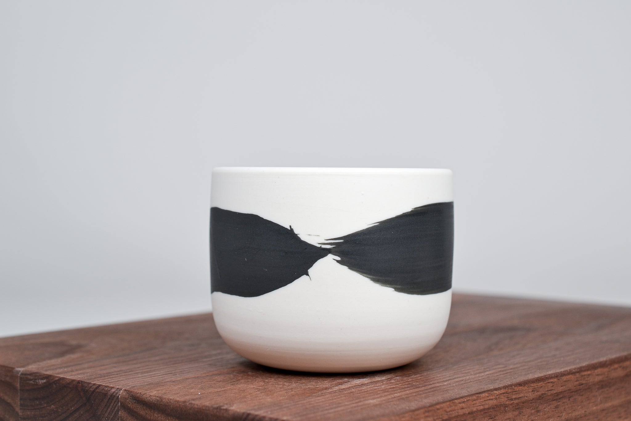 Černá linka - Jednoduchý kávový hrnek - 200ml