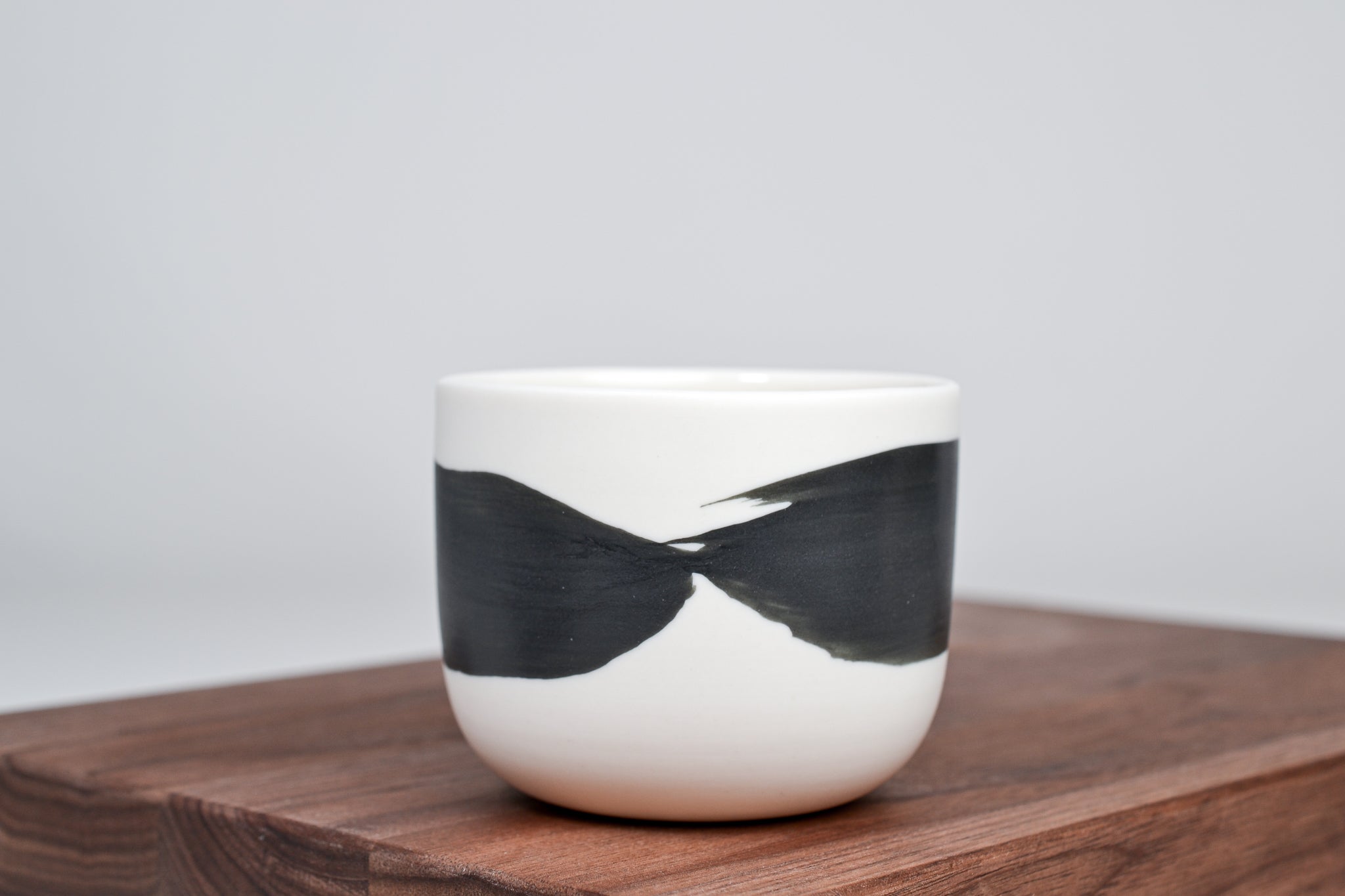 Černá linka - Jednoduchý kávový šálek - 200ml