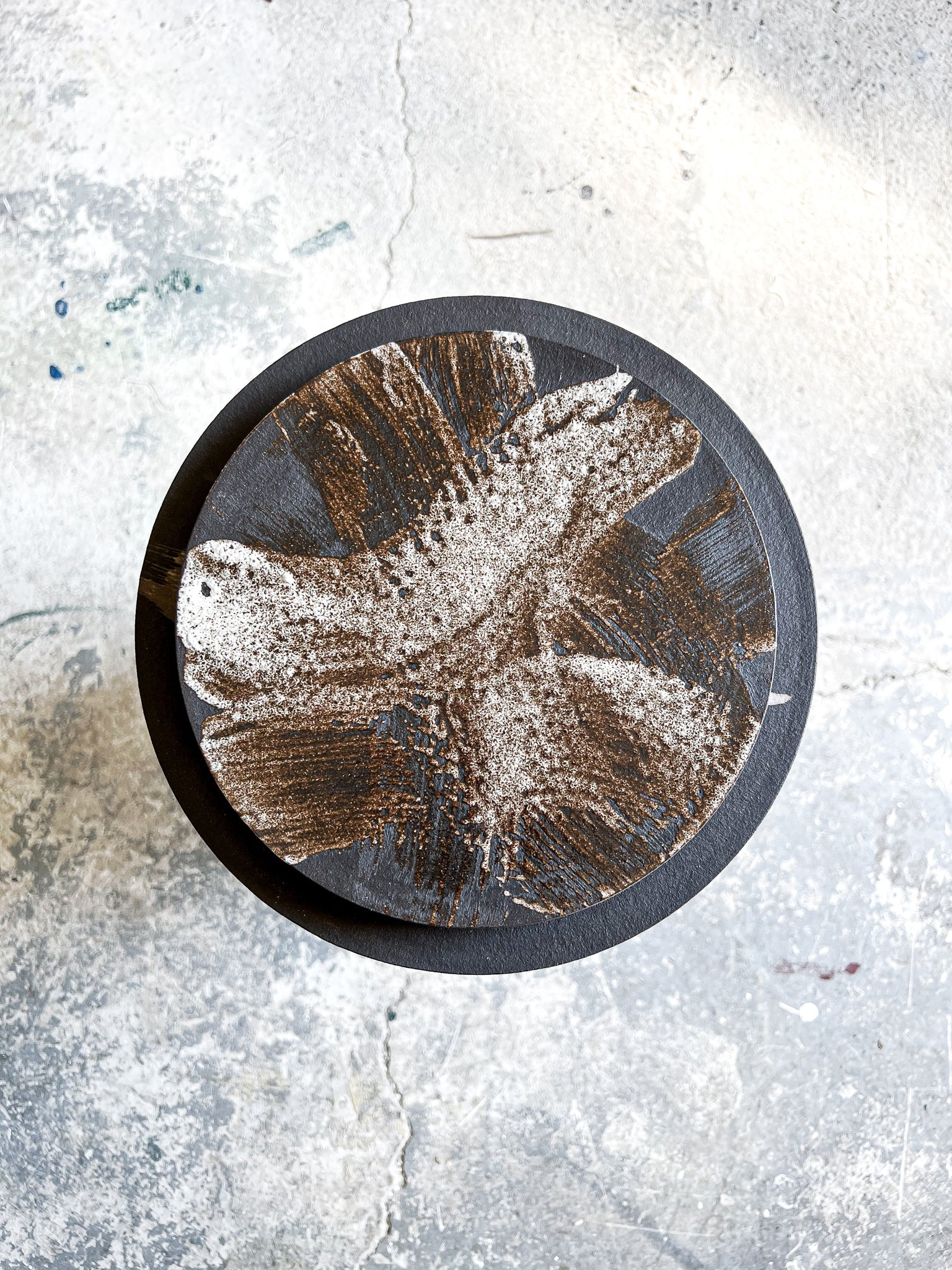 Servírovací talíř, plochý s bílou linkou