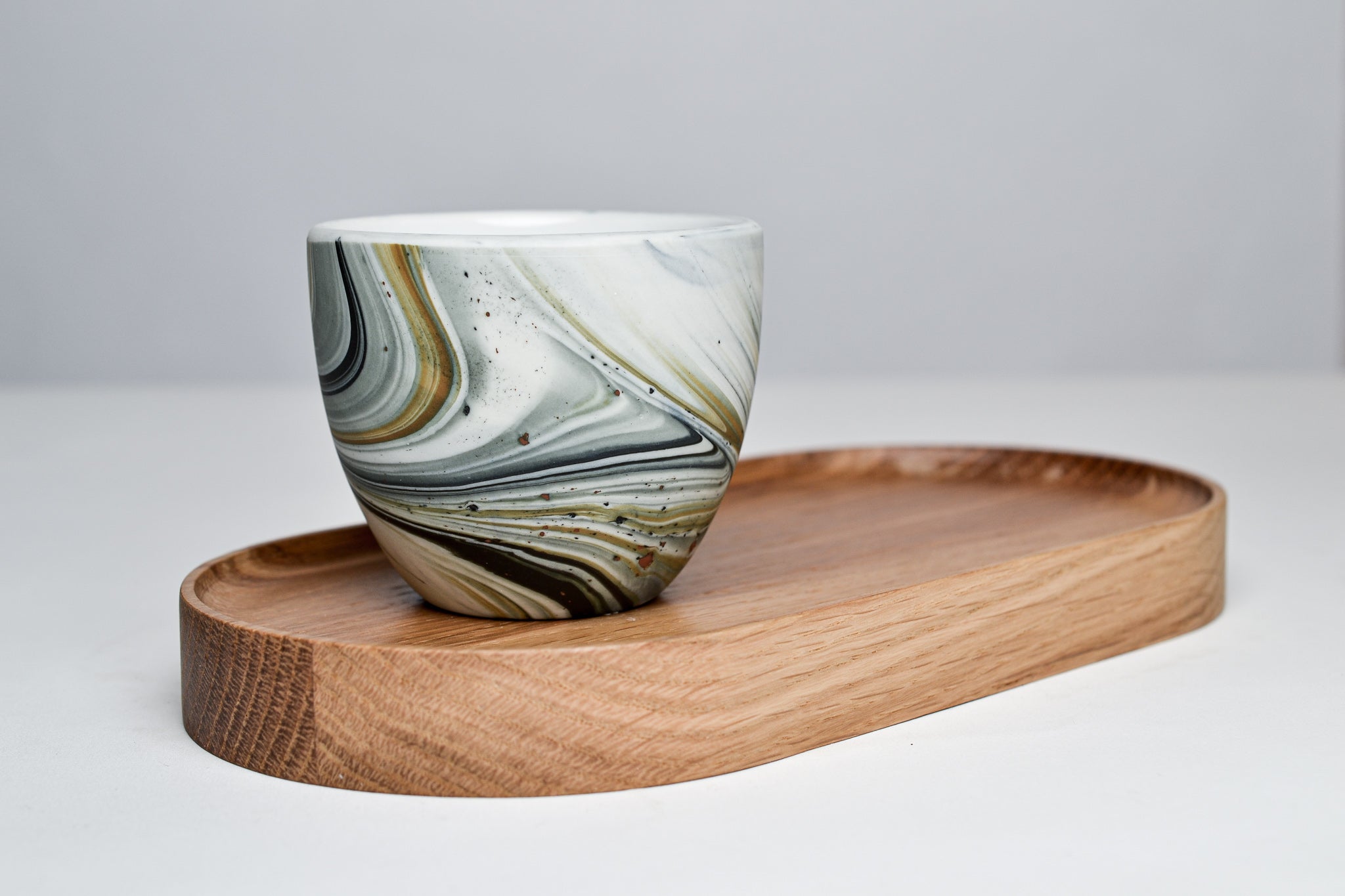 Tácek k espresso šálkům