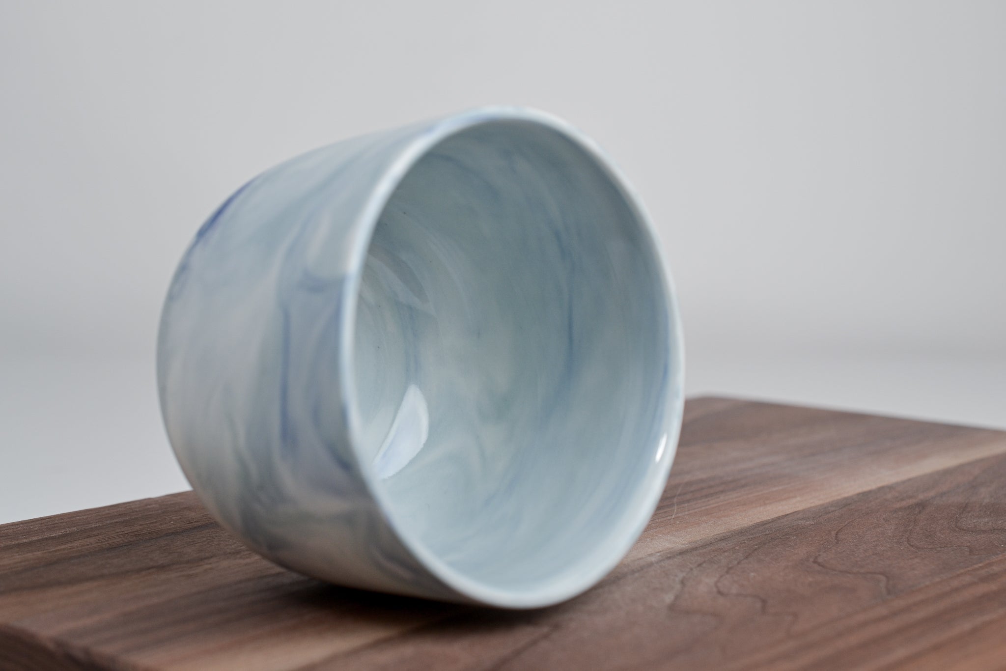 Kávový hrnek z porcelánu - Flow - 190 ml