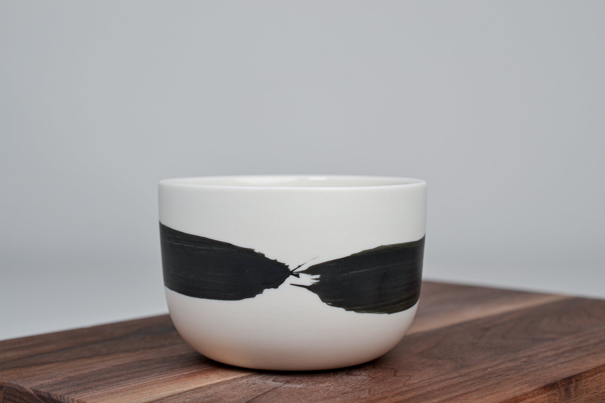 Černá linka - Jednoduchý kávový hrnek - 280 ml