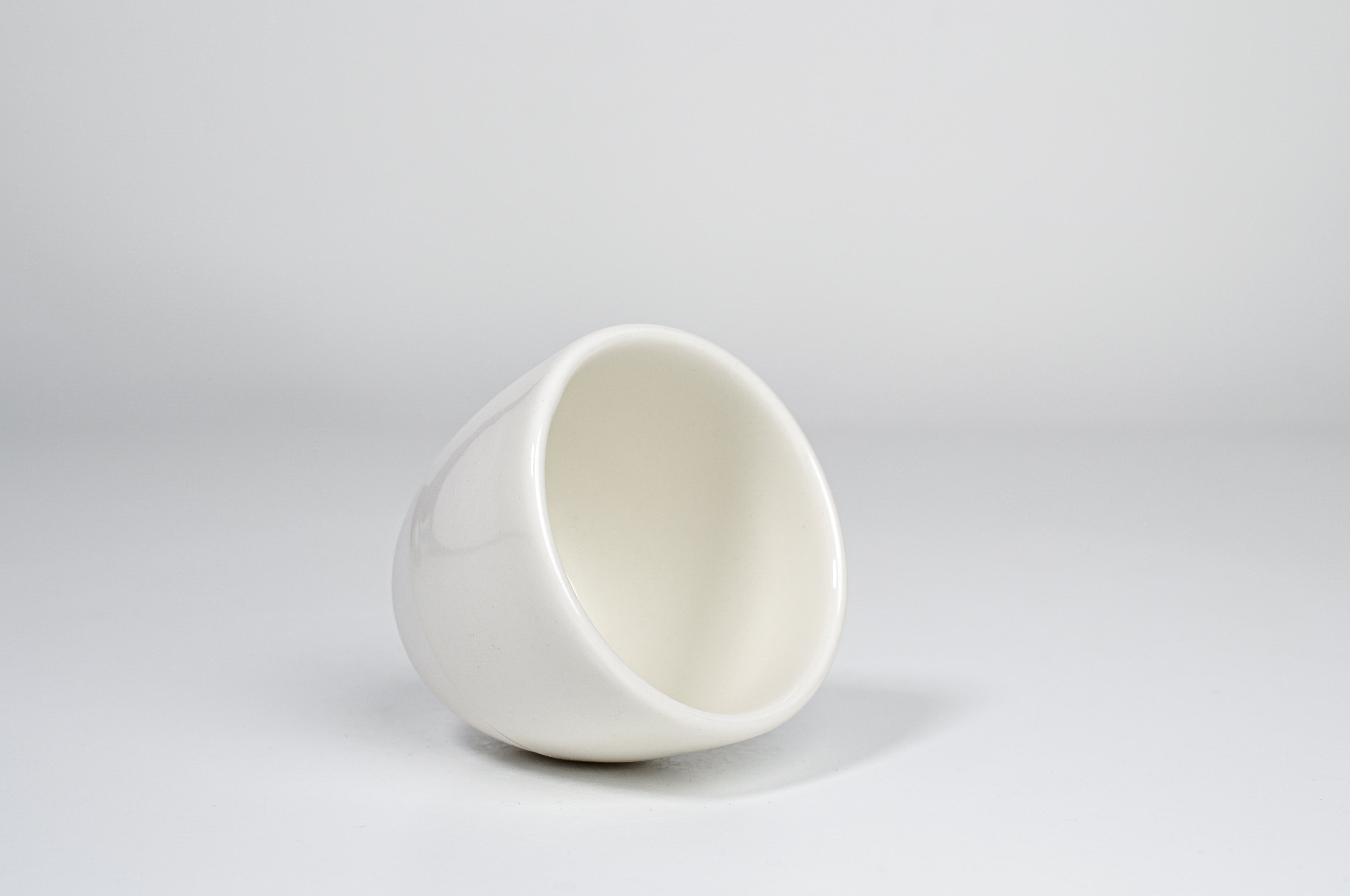 Simple off white cup