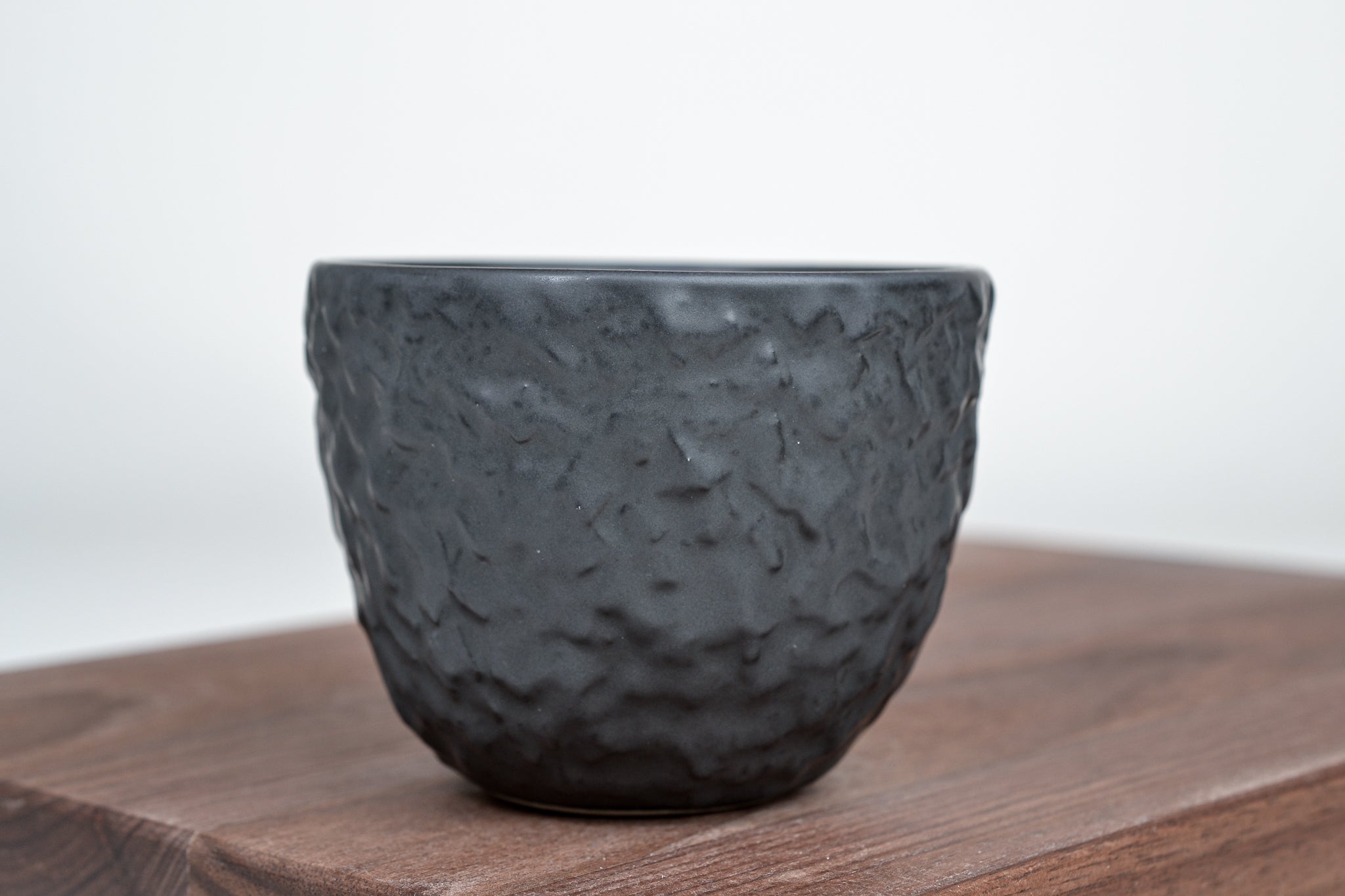 Strukturovaný kávový šálek, beton - 150 ml