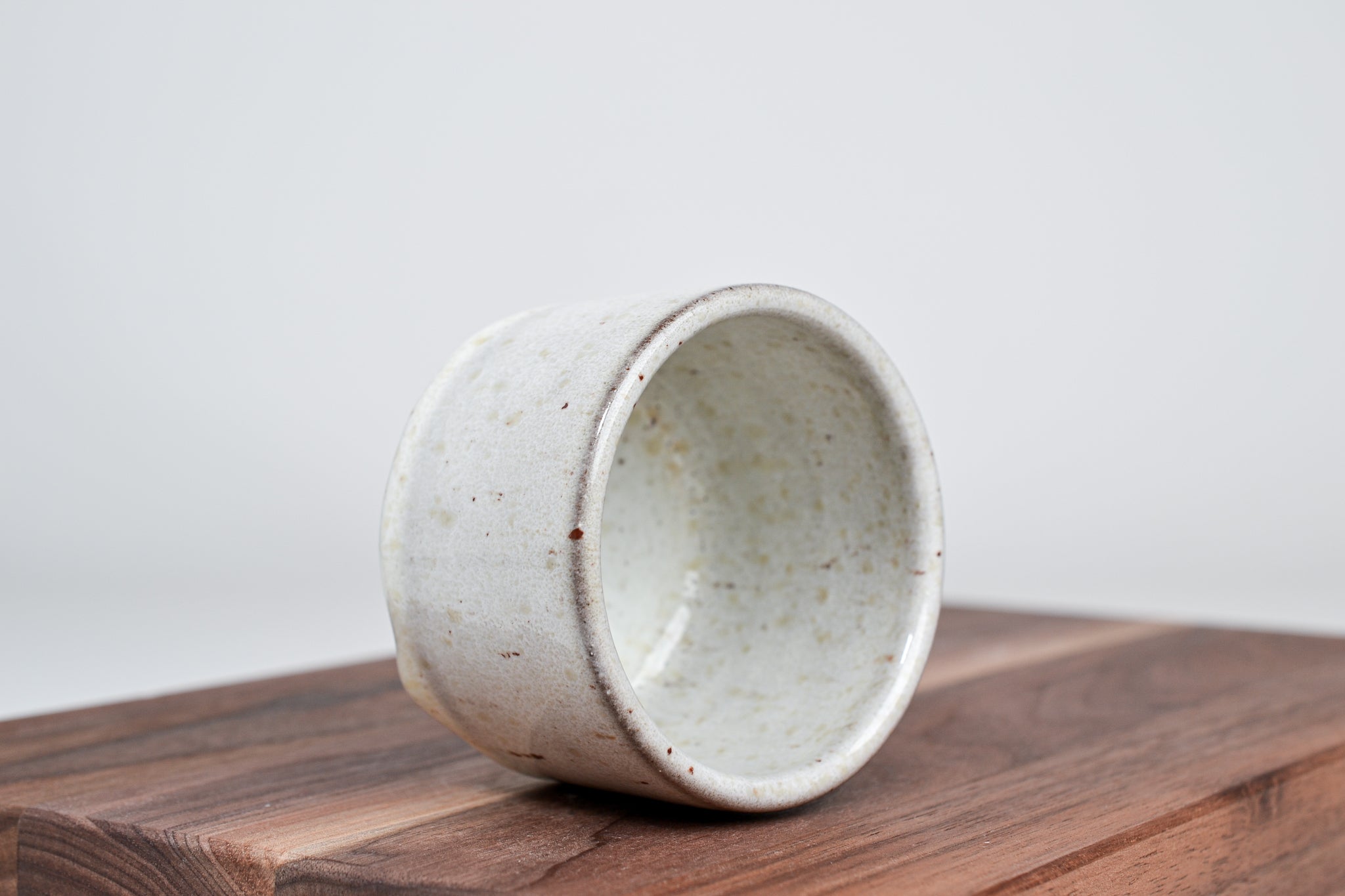 Keramický kávový šálek - stracciatella - 130 ml