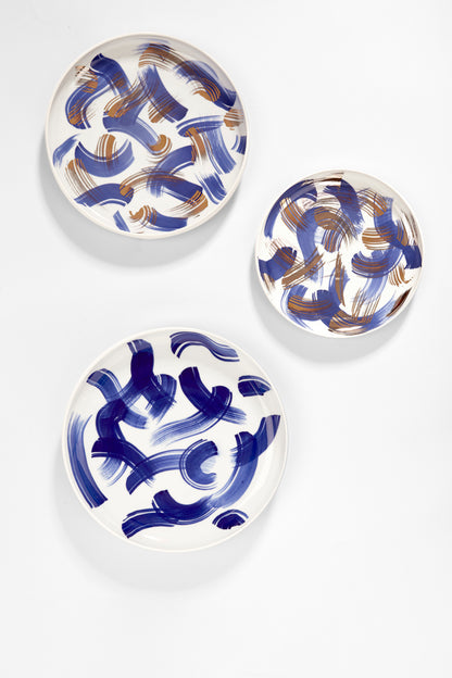 Porcelánový talíř s kobaltem a zlatem